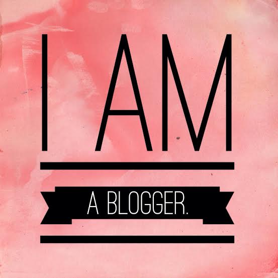 I AM a blogger